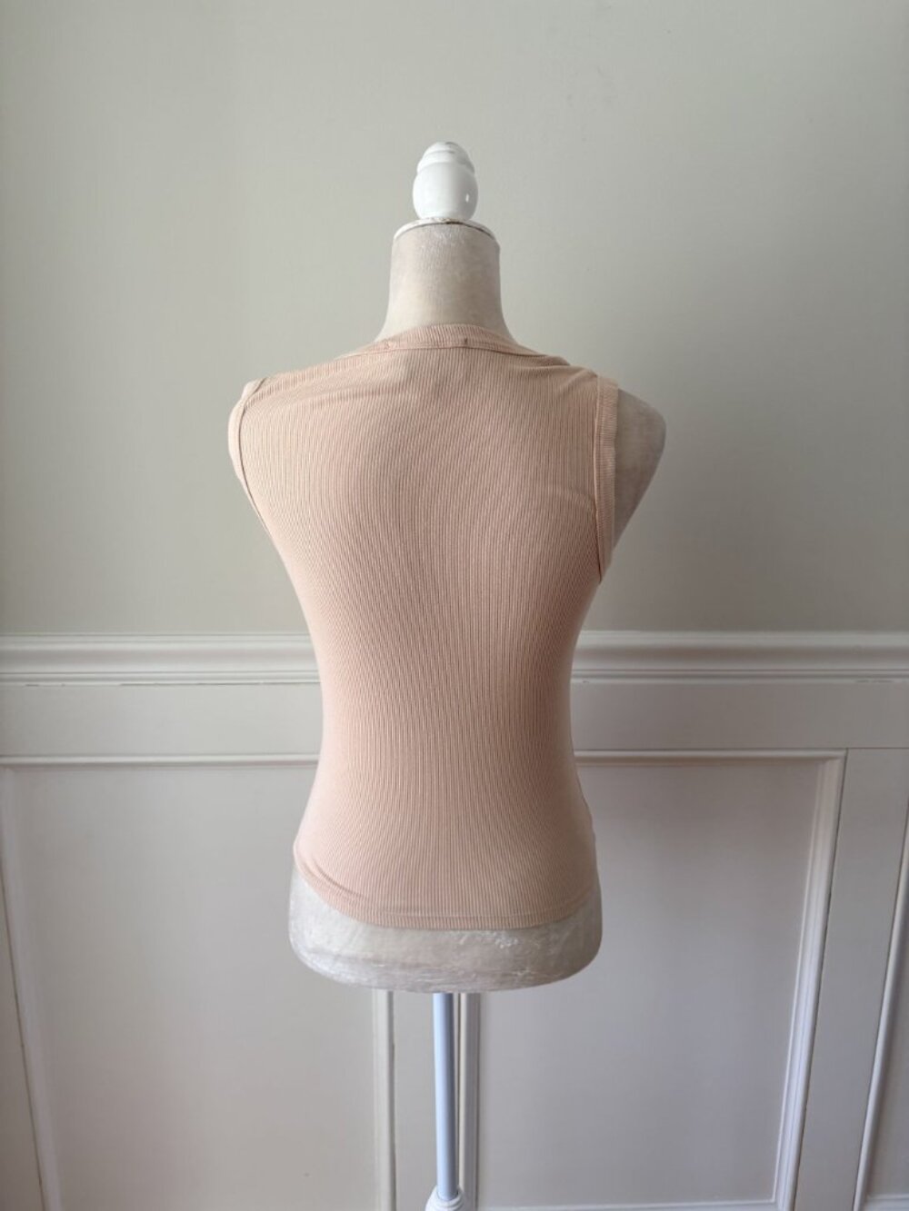 Pink Rose S Tan Ribbed Sleeveless Button-Front Tank Top - Picture 4 of 6